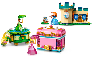 LEGO Disney 43203 Aurora Merida and Tiana's Enchanted Creations