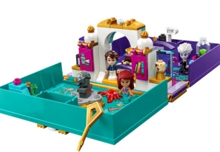 LEGO Disney 43213 The Little Mermaid Story Book