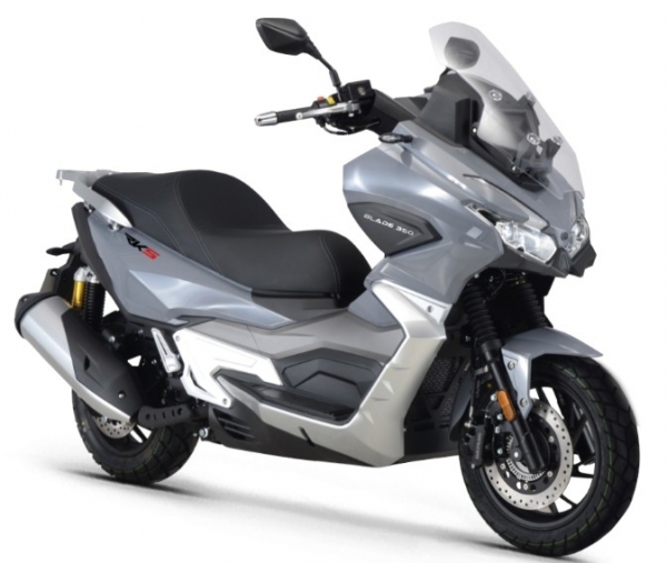 RKS Blade 250 Scooter