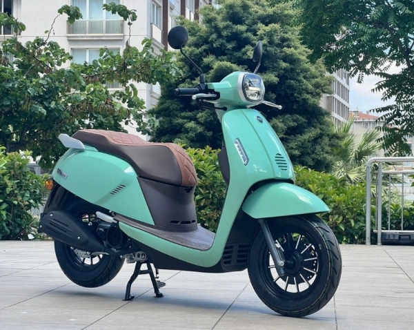 QJ LTM 125 Scooter