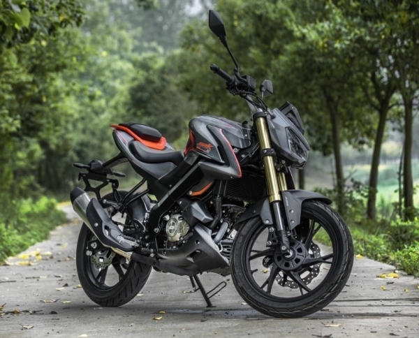 QJ SRK 125 S Naked