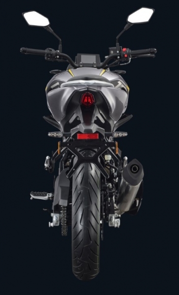 QJ SRK 125 S Naked
