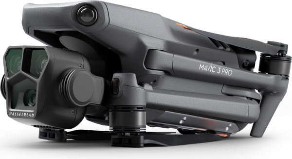 DJI Mavic 3 Pro Fly More Combo Drone