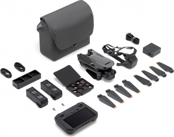 DJI Mavic 3 Pro Fly More Combo Drone