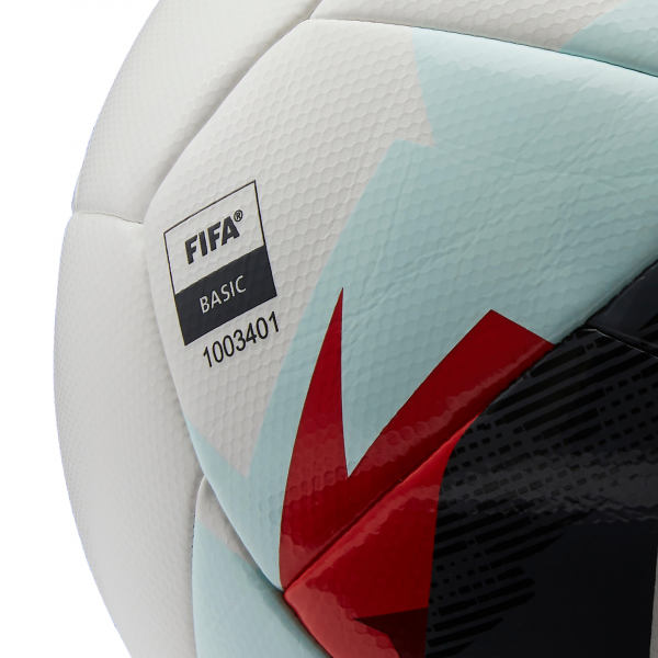 Kipsta F550 5 Numara Futbol Topu