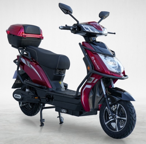 MotoLux Motolux Toronto Scooter
