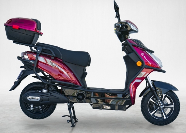 MotoLux Motolux Toronto Scooter