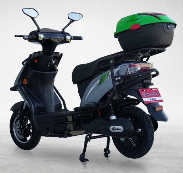 MotoLux Motolux Toronto Scooter