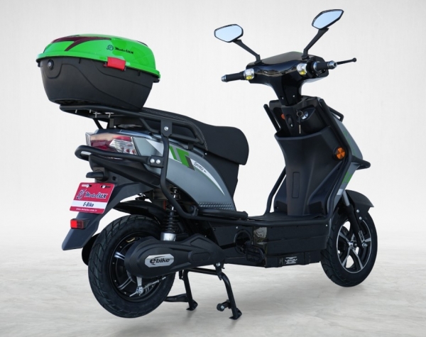 MotoLux Motolux Toronto Scooter
