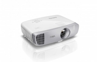 BenQ W1110 DLP Projeksiyon