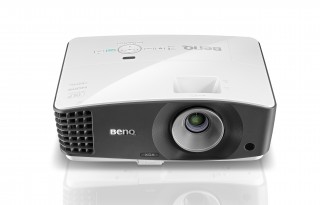 BenQ MX704 DLP Projeksiyon