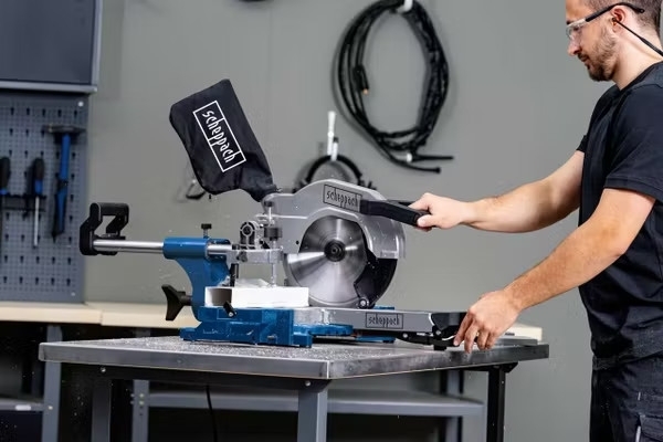 Scheppach HM110MP Gönye Testere