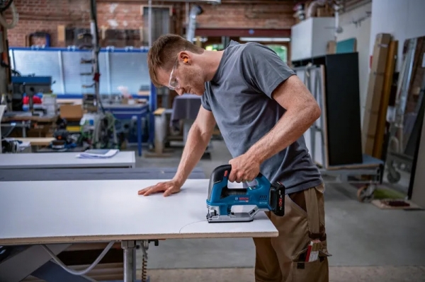 Bosch GST 18V-155 BC Solo Dekupaj Testere