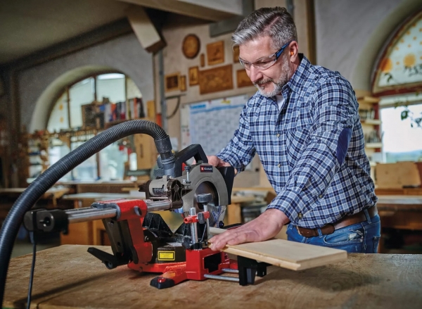 Einhell TE-SM 2131 Gönye Testere
