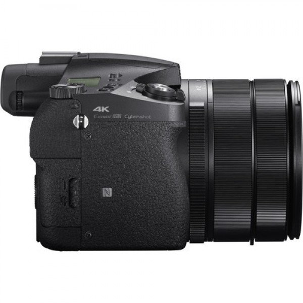 Sony DSC-RX10 IV Kompakt Fotoğraf Makinesi