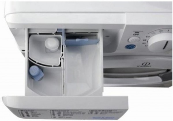 Indesit BWE10148X Çamaşır Makinesi