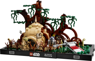 LEGO Star Wars 75330 Dagobah Jedi Training Diorama