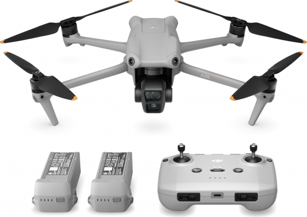 DJI Air 3 Fly More Combo Drone