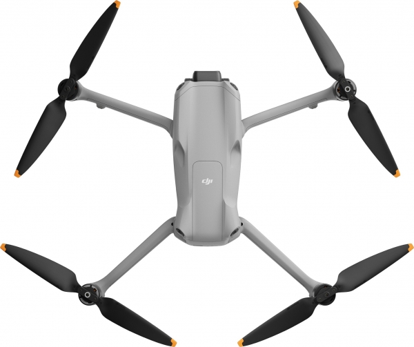DJI Air 3 Fly More Combo Drone
