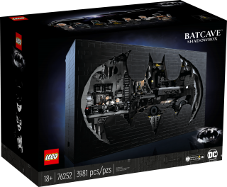 LEGO Super Heroes 76252 Batcave Shadow Box