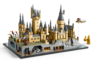 LEGO Harry Potter 76419 Hogwarts Castle and Grounds