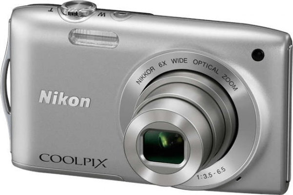 Nikon Coolpix S3200 Kompakt Fotoğraf Makinesi