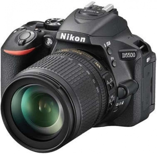 Nikon D5500 18-105mm DSLR Fotoğraf Makinesi (18-105 mm)