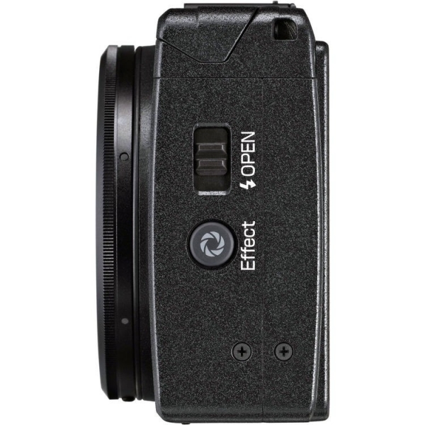Ricoh GR IIIx Kompakt Fotoğraf Makinesi