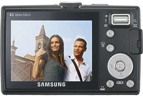 Samsung L100 Kompakt Fotoğraf Makinesi
