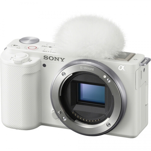 Sony ZV-E10 18-105mm Aynasız Fotoğraf Makinesi