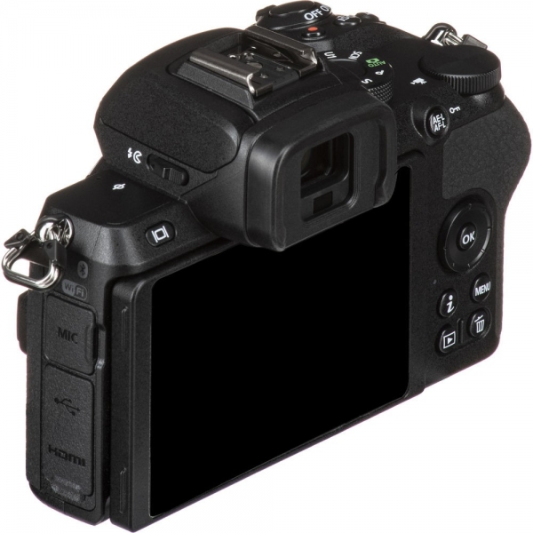 Nikon Z50 18-140mm Aynasız Fotoğraf Makinesi (18-140 mm)