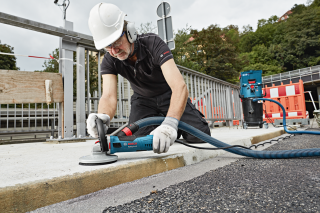 Bosch GBR 15 CA Professional Büyük Taşlama