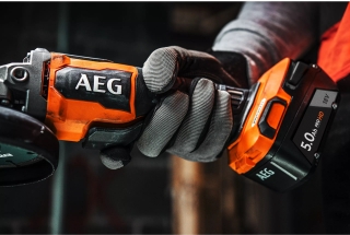AEG BEWS 18-125BLPX2-502C Avuç Taşlama