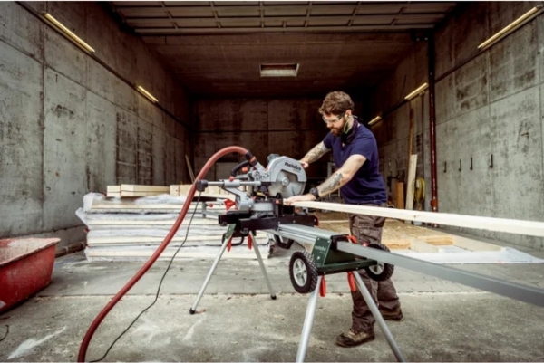Metabo KGS 305 M Gönye Testere