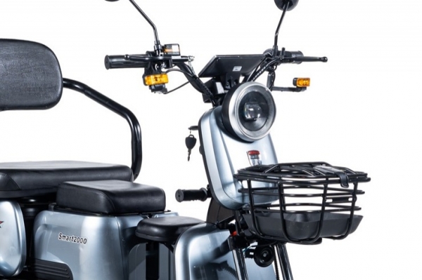 Stmax Smart 2000 Moped