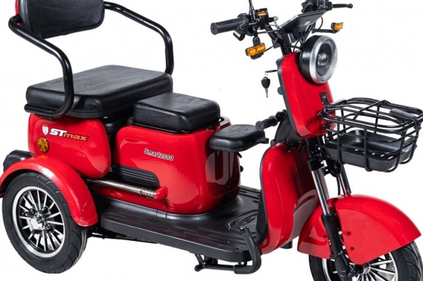 Stmax Smart 2000 Moped