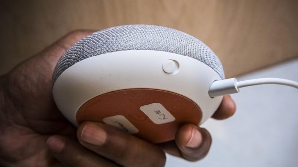 Google Home Mini Akıllı Ev Hoparlörü
