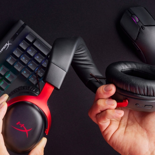 HyperX Cloud III Wireless Kablosuz Kulaklık