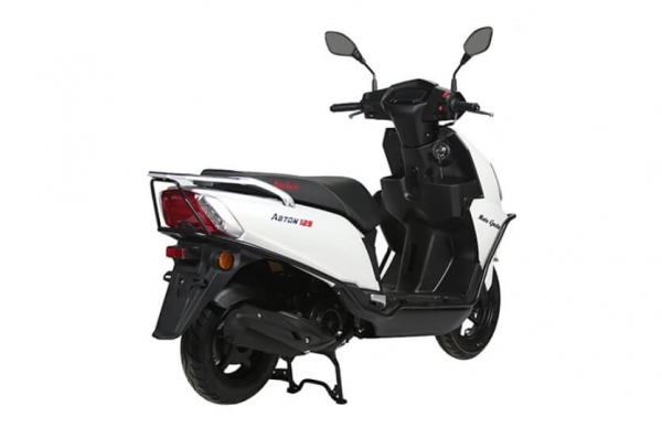 RMG Moto Gusto Aston 125 Scooter