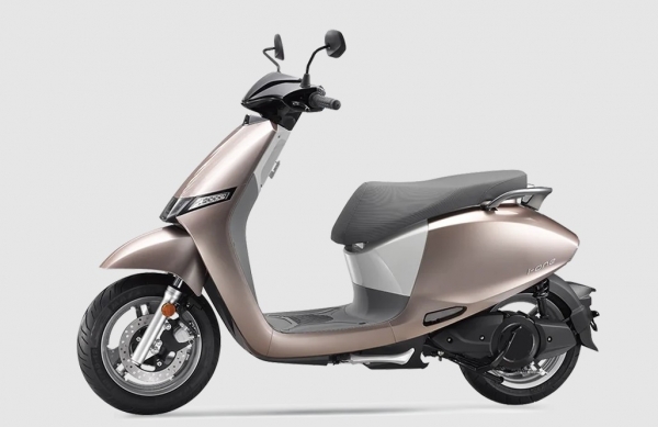 Kymco I-One Scooter