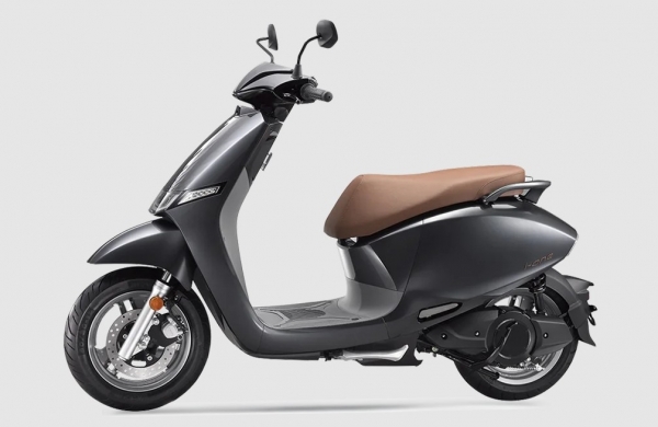 Kymco I-One Scooter
