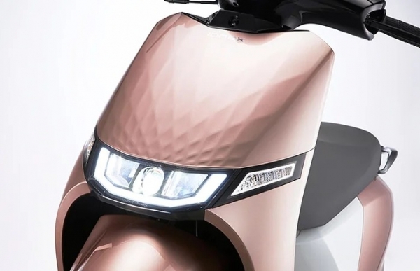 Kymco I-One Scooter