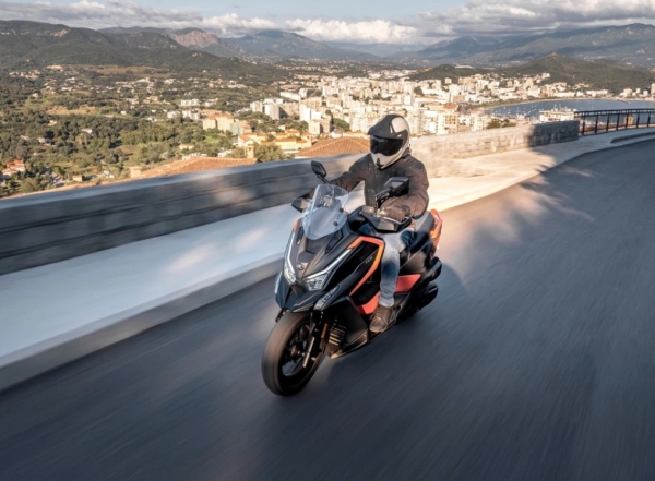Kymco DTX 360 Scooter