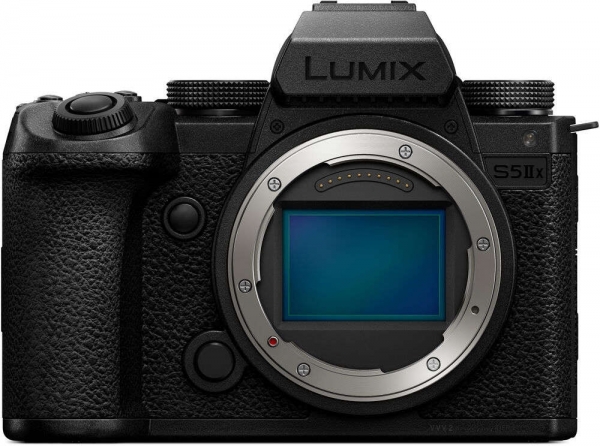 Panasonic Lumix S5 IIX 20-60mm + 50mm Aynasız Fotoğraf Makinesi