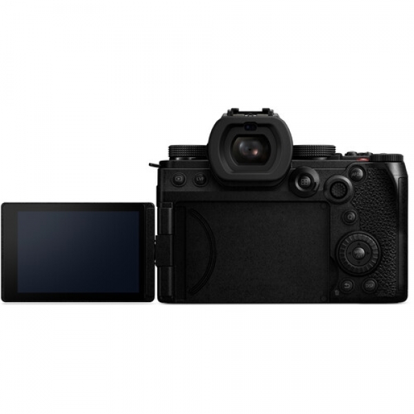 Panasonic Lumix S5 IIX 20-60mm + 50mm Aynasız Fotoğraf Makinesi