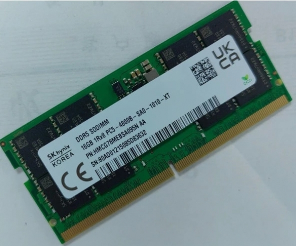SK Hynix HMCG78MEBSA095N 16 GB 5600 MT