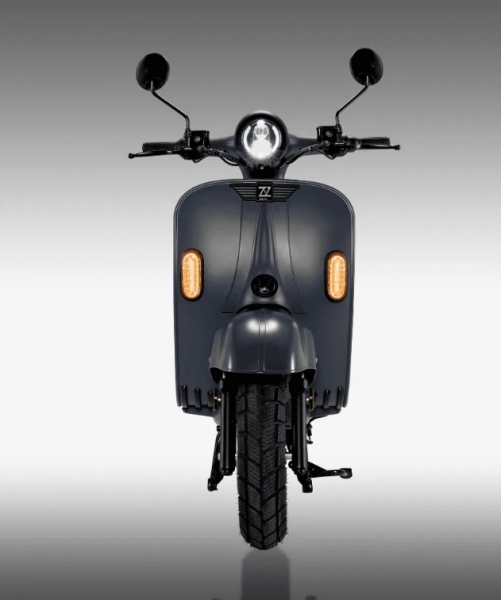 Quazzar E-Divine Plus Scooter
