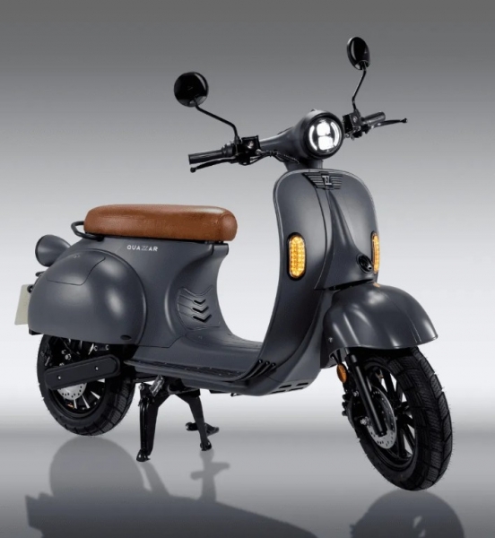 Quazzar E-Divine Plus Scooter