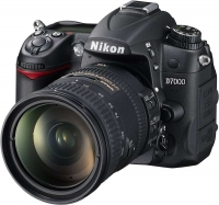 Nikon D7000 18-200mm resim