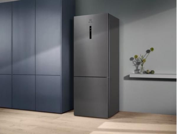 Electrolux LNT6ME46X3 Buzdolabı